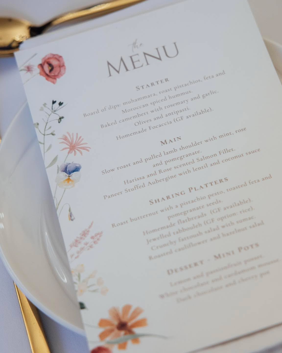 Another magical Newhall Estate wedding &hearts;️
Glorious pictures thank you @iris_art_photography 

This is what the lovely couple had to say 🙏🏻💫

&ldquo;Jo! Thanks so much for the amazing food we had on the day. Everything was delicious! I heard
