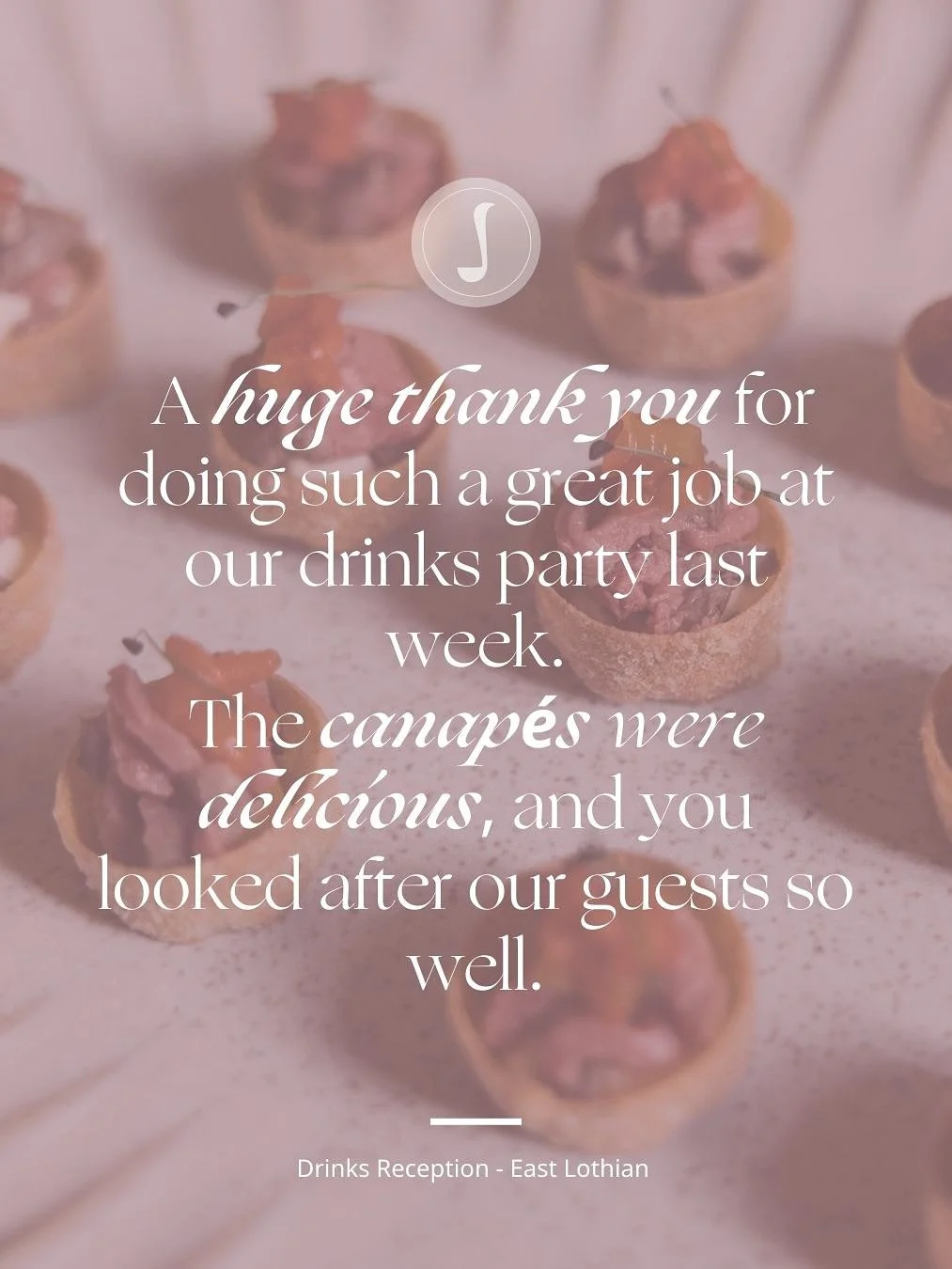 Drinks &amp; canap&eacute;s 💫
A brilliant way to connect your guests and entertain (without much washing up;)) 😜

Are you thinking about festive parties or entertaining at home? Contact us, we&rsquo;d love to wow you with our canap&eacute;s.
