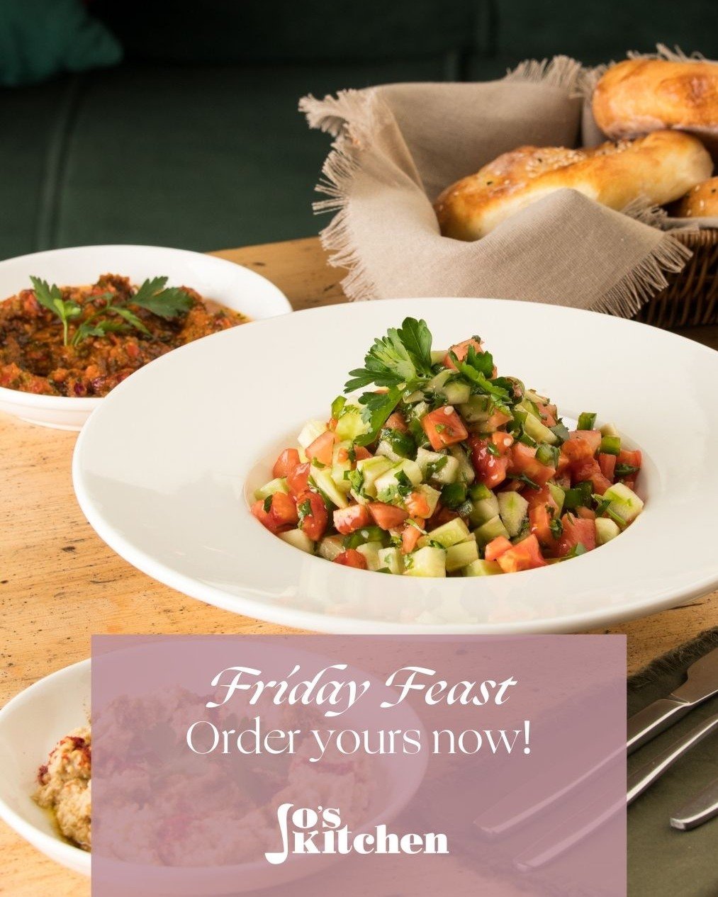 Time to order your Greek Friday Feast for Friday 🇬🇷 (by 10pm Monday) 
This Friday, we're treating you to a Greek Feast; let's dream of warm sunshine and deep blue seas ☀️🌊

Place your order via our website and pop along to collect it from @themart