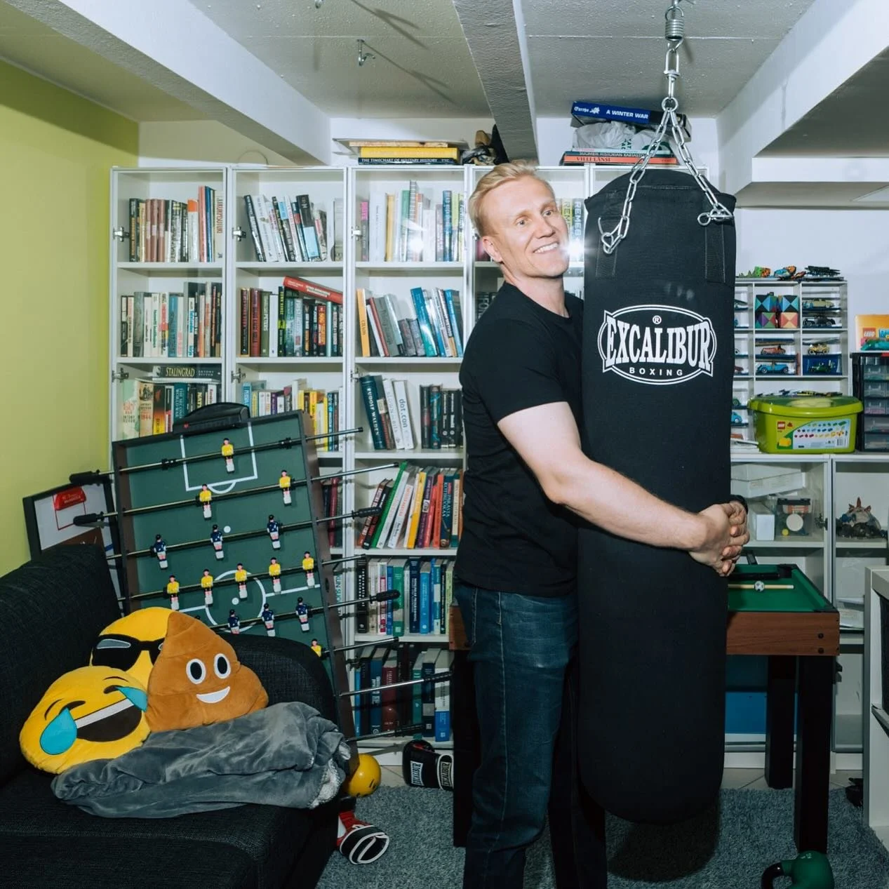 💬 &ldquo;Johtaminen ei ole mik&auml;&auml;n tietokilpailu, vaan kyky&auml; tehd&auml; p&auml;&auml;t&ouml;ksi&auml; ep&auml;varmuuden keskell&auml; ja korjata kurssia, jos suunta ei ole oikea&rdquo;, kirjoittaa Raketin CEO Juha Huttunen Talousel&aum