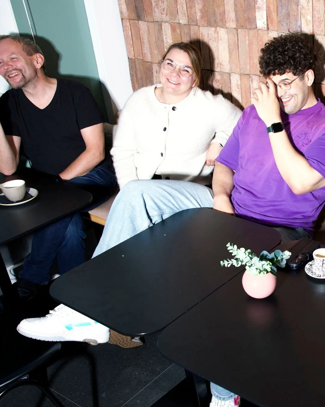 Recipe for a good work life = a decent paycheck, smart colleagues, and a hefty dose of meaningful work. 👩🍳 
A good work life is built on pretty concrete things:
Salary is the foundation. “If the pay isn’t fair, people naturally start