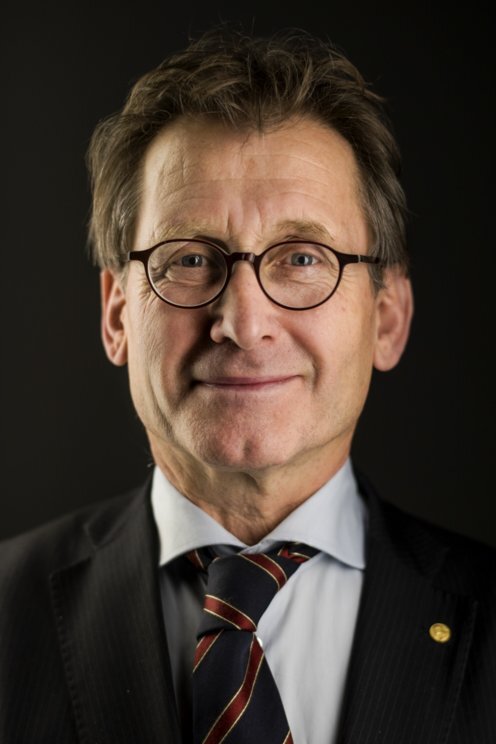 Ben FERINGA