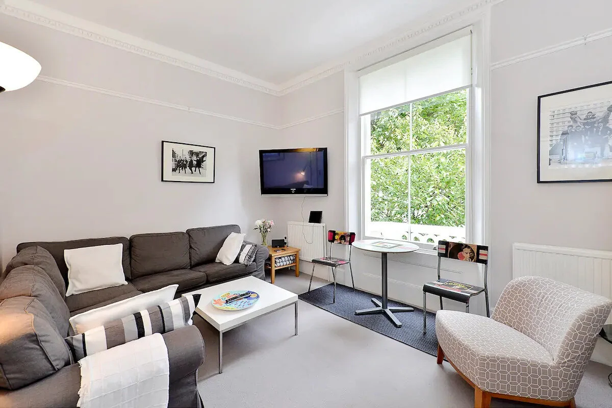 Spacious drawing room with high ceilings