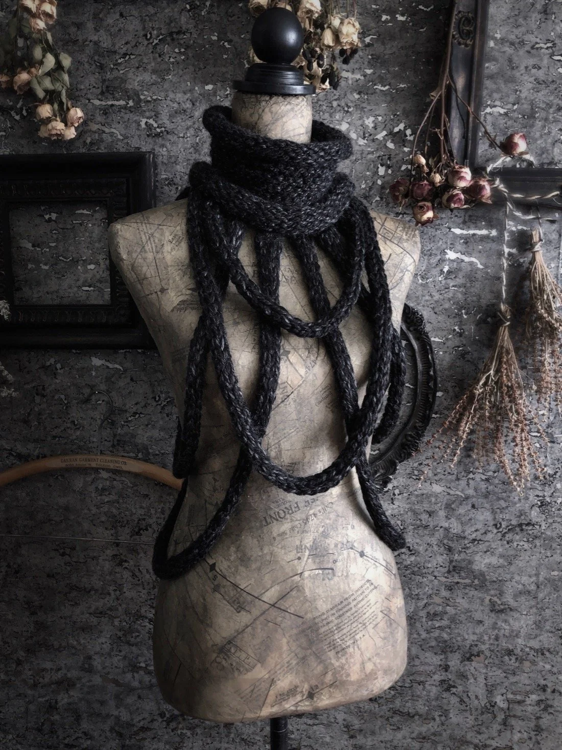 anthracite black octopus tentacle loopy harness knit cowl.jpg
