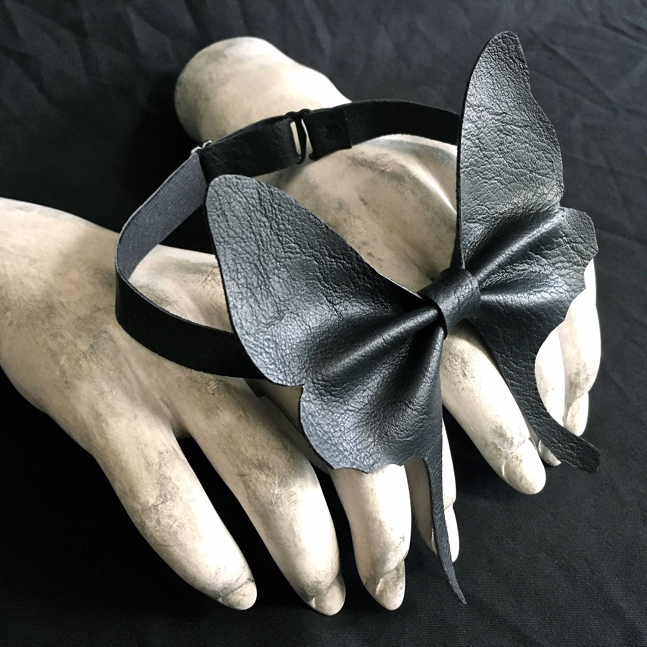 https://i.etsystatic.com/15197588/r/il/feed5e/1302682671/il_fullxfull.1302682671_kq98.jpg