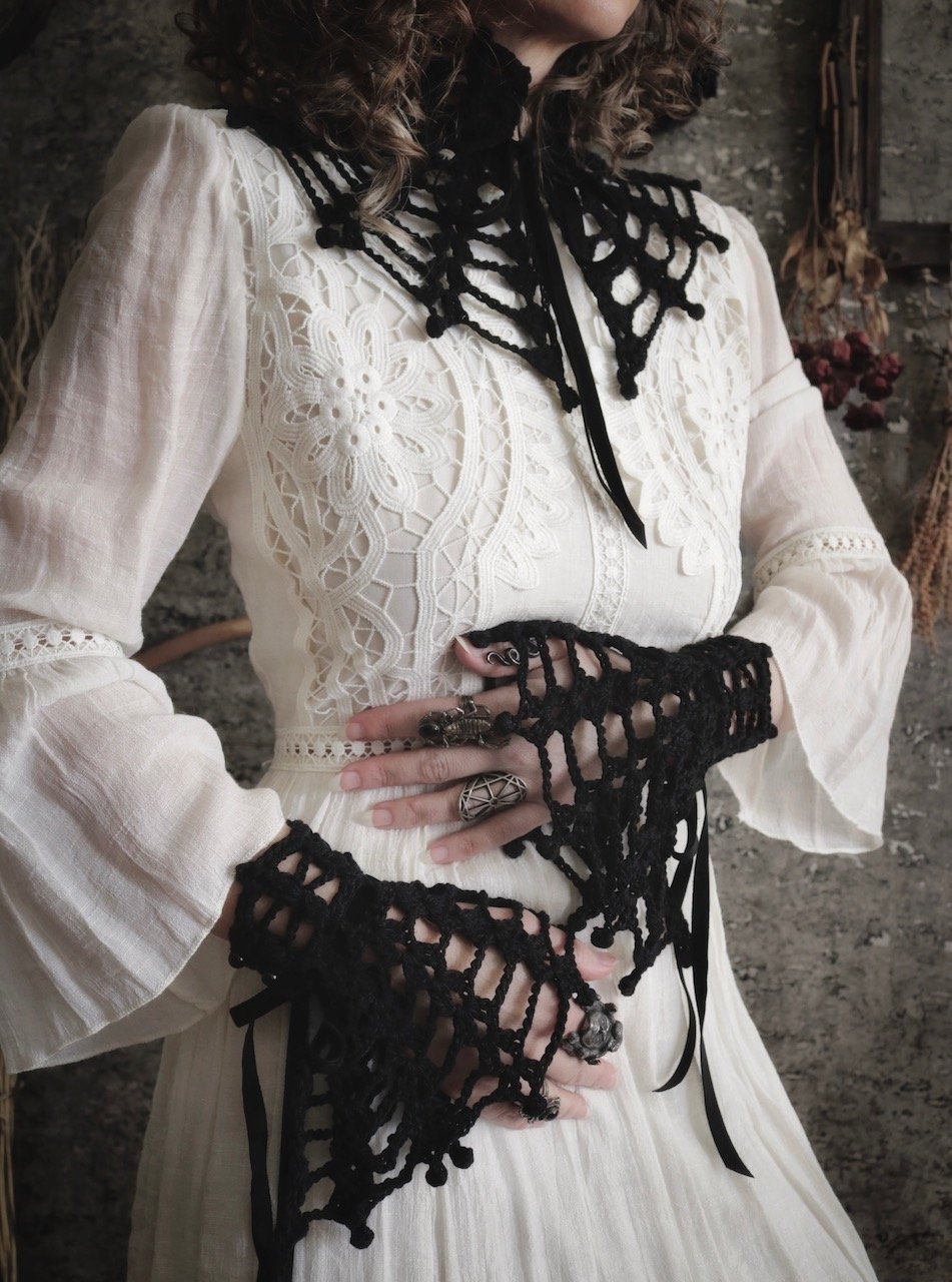 Requiem black victorian mourning cuffs crochet.jpeg