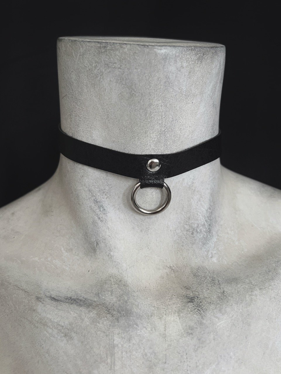 1/2" Wide Black Choker With Silver O-Ring - Vegan Leather Collar Necklace - Unisex Punk Black Choker Collar - Goth Faux Leather Day Collar