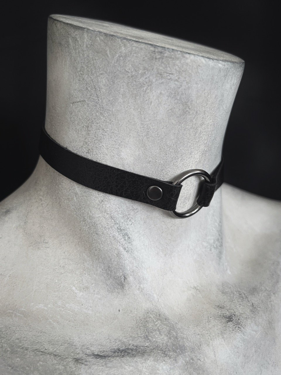 1/2" Wide Black Choker With Gunmetal O-Ring - Vegan Leather Collar Necklace - Unisex Punk Black Choker Collar - Goth Faux Leather Day Collar