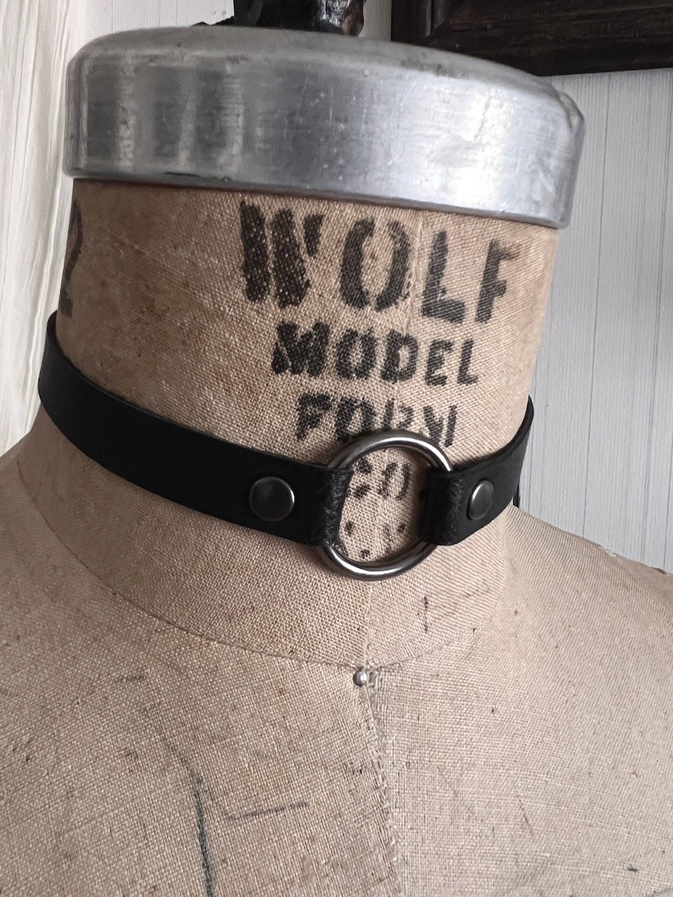 1/2" Wide Black Choker With Gunmetal O-Ring - Vegan Leather Collar Necklace - Unisex Punk Black Choker Collar - Goth Faux Leather Day Collar