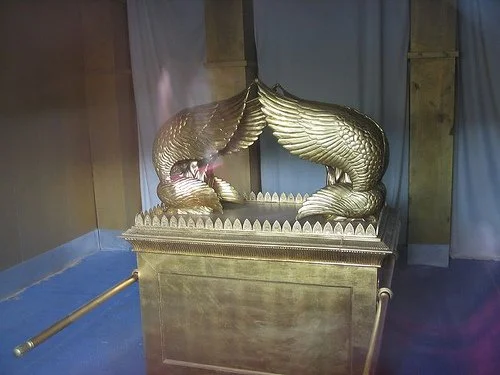 1 Samuel 5-6 "The Portrait Hall": Travels of the Gold Box