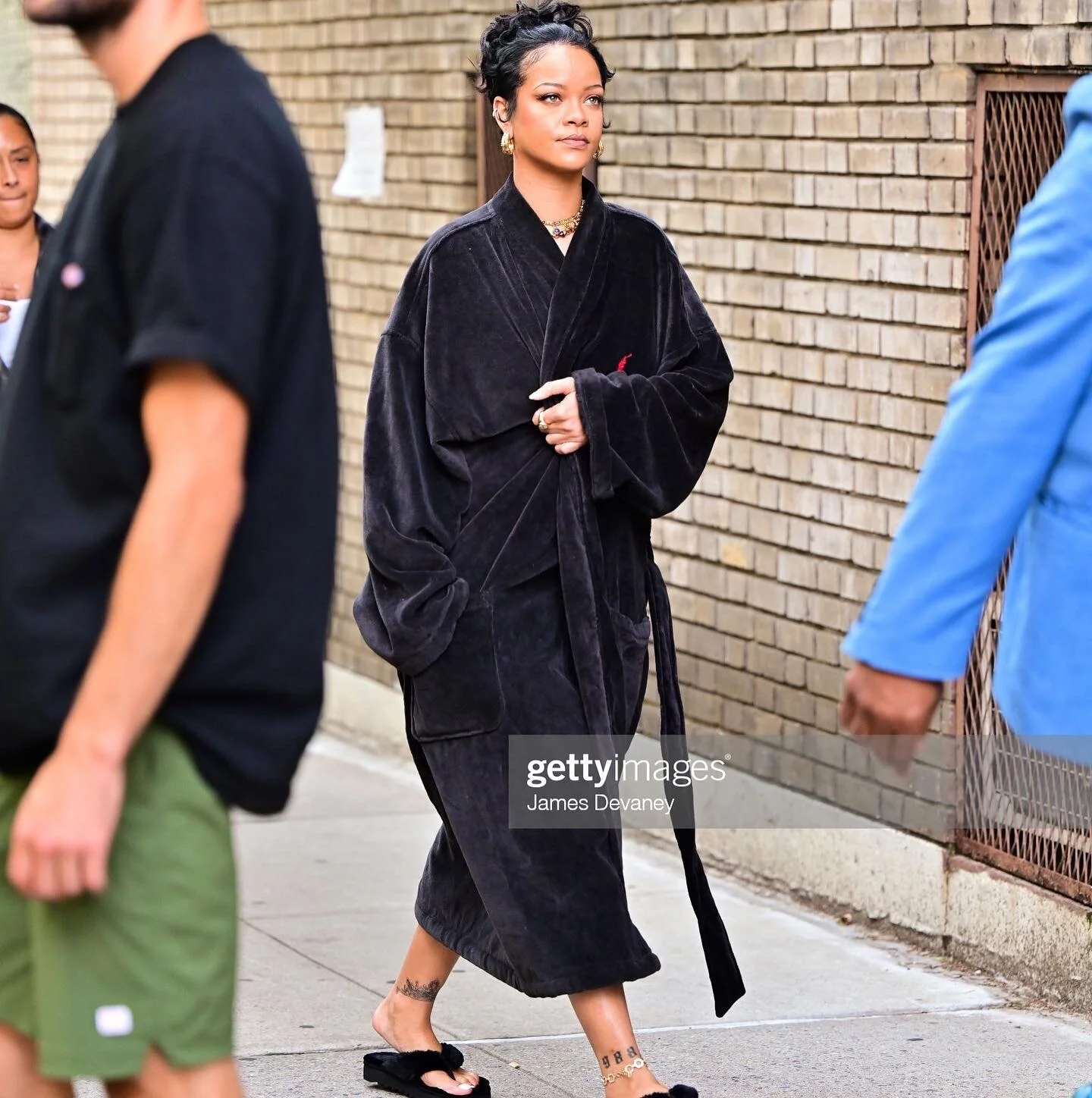 2D211654-4068-430B-9BFB-43F2F0F7C8AC