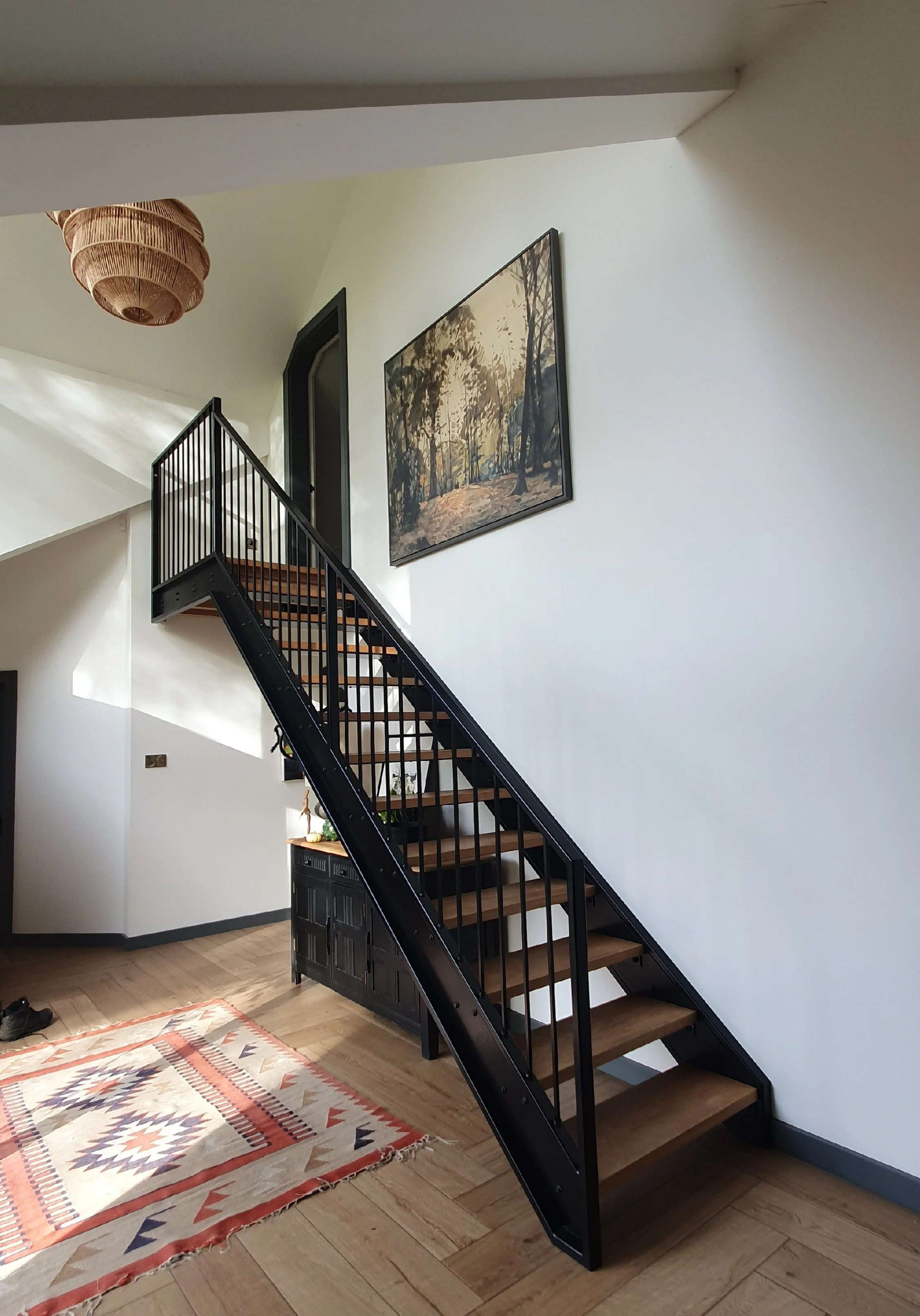Interior Feature staircase