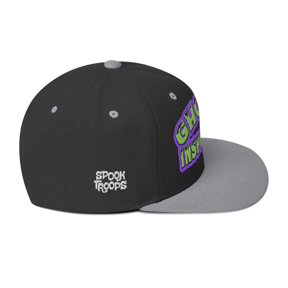classic-snapback-black-silver-right-side-69f2451b1cf2f.jpg
