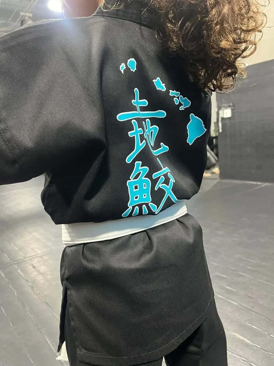 back of black uniform new.JPG