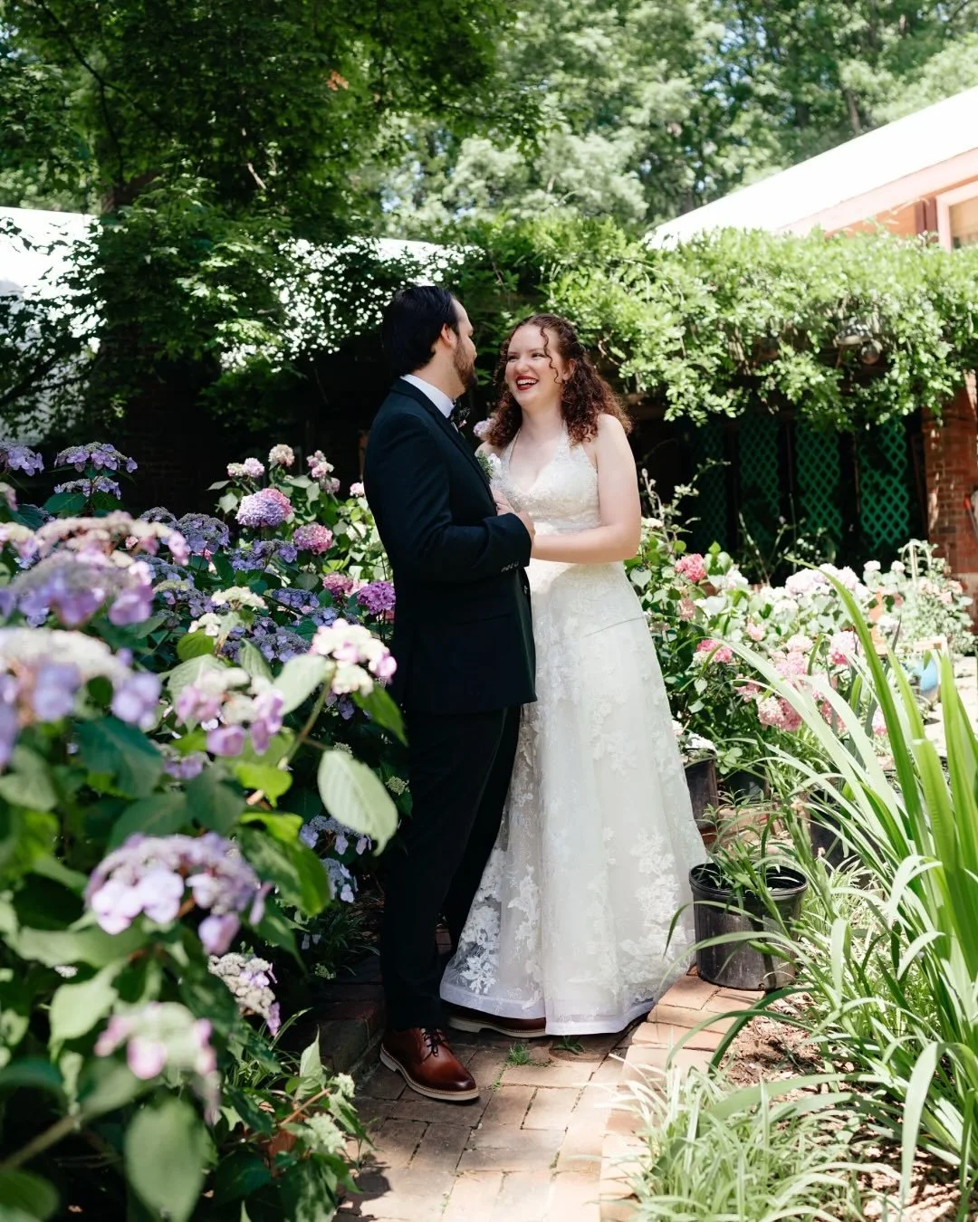 Their own fairytale era 💍✨ (Travis &amp; Taylor vibes included)

#SouthCarolinaWedding #SCWeddingPhotographer #CharlestonWedding #ColumbiaSCWedding #GreenvilleWedding #SouthCarolinaBride #LowcountryWedding #SCBride #SouthernWedding #CarolinaBride #W