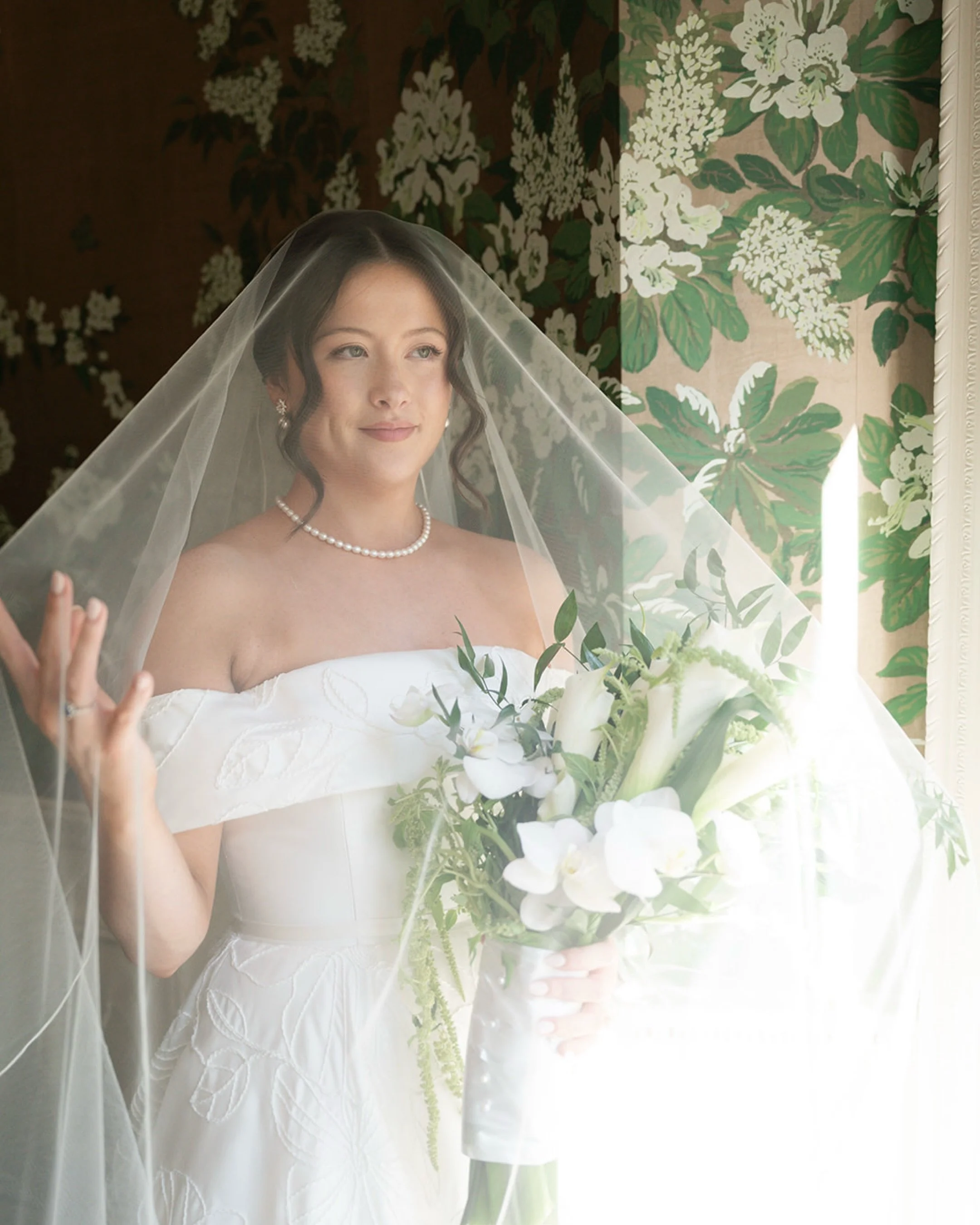 Picture perfect bridal session 💕 

@magnoliawayvenue 
@joandayweddings 
#ColumbiaSCWeddingPhotographer
#ColumbiaSCWeddings
#SouthCarolinaWeddingPhotographer
#SCBride
#ColumbiaSCBride