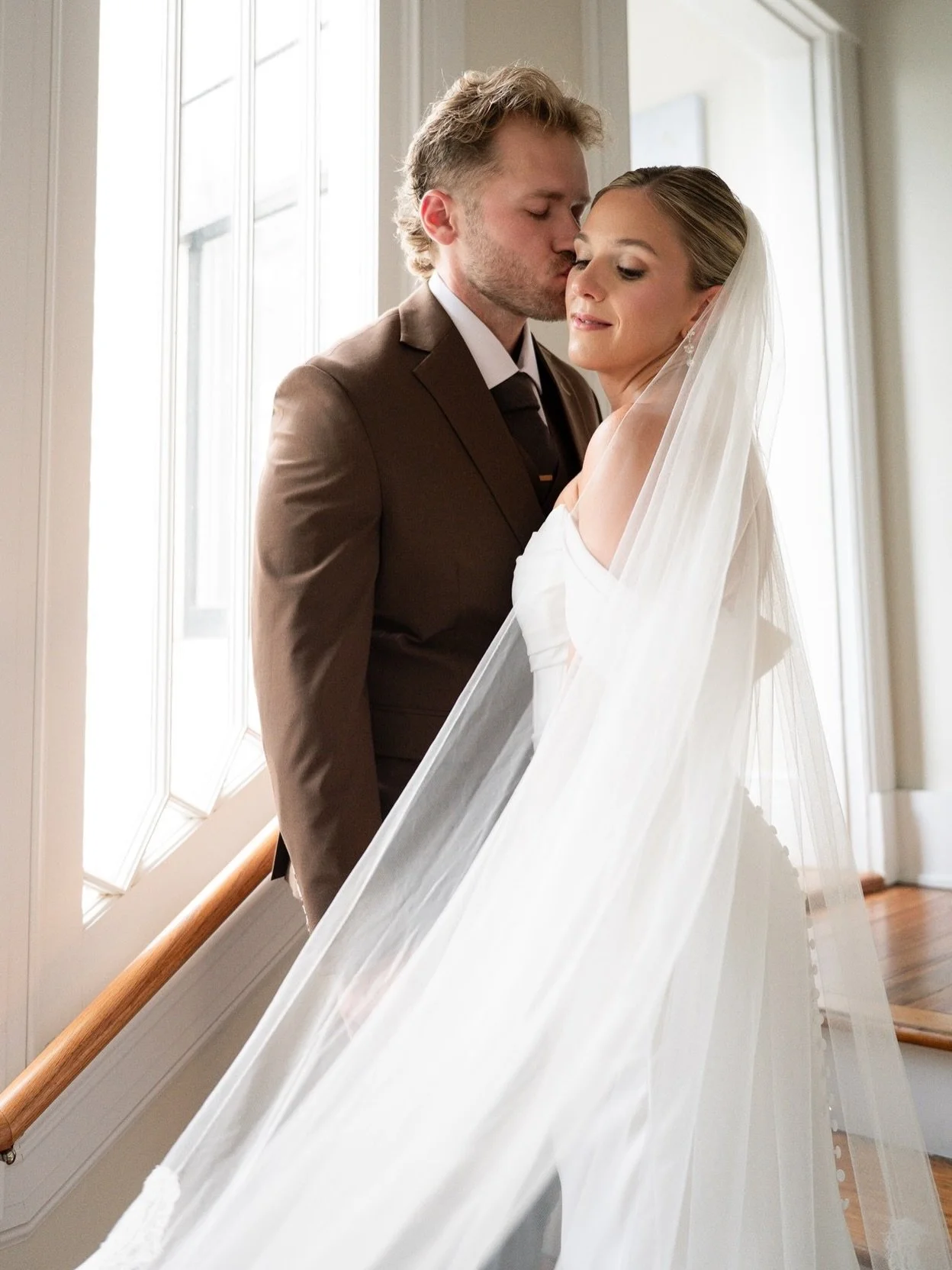 Amazingly beautiful wedding at the Admirals House in Charleston, SC 💍 

Charleston wedding &bull; photographer &bull; admirals house

#southcarolinaphotographer #southcarolinaweddingphotographer
#charlestonweddingphotographer