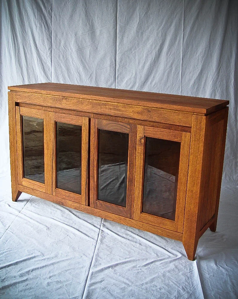 Yellow Dot Series . Console