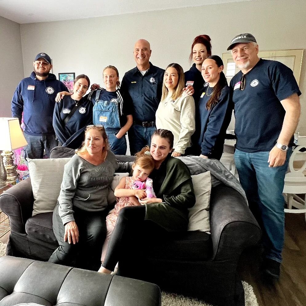 🧡 Welcome Home, Vanessa 🧡

Last week in partnership with @workshopsforwarriors, we were humbled and honored to create a home for our client Vanessa, a treasured member of the Workshops team. At a young age, Vanessa had enlisted in the Marines to cr