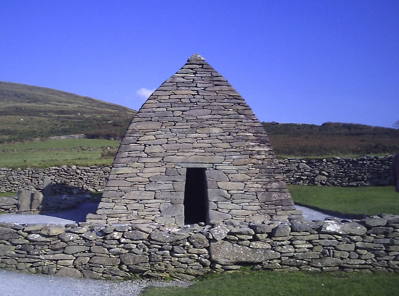 Gallarus Oratory, Dingle