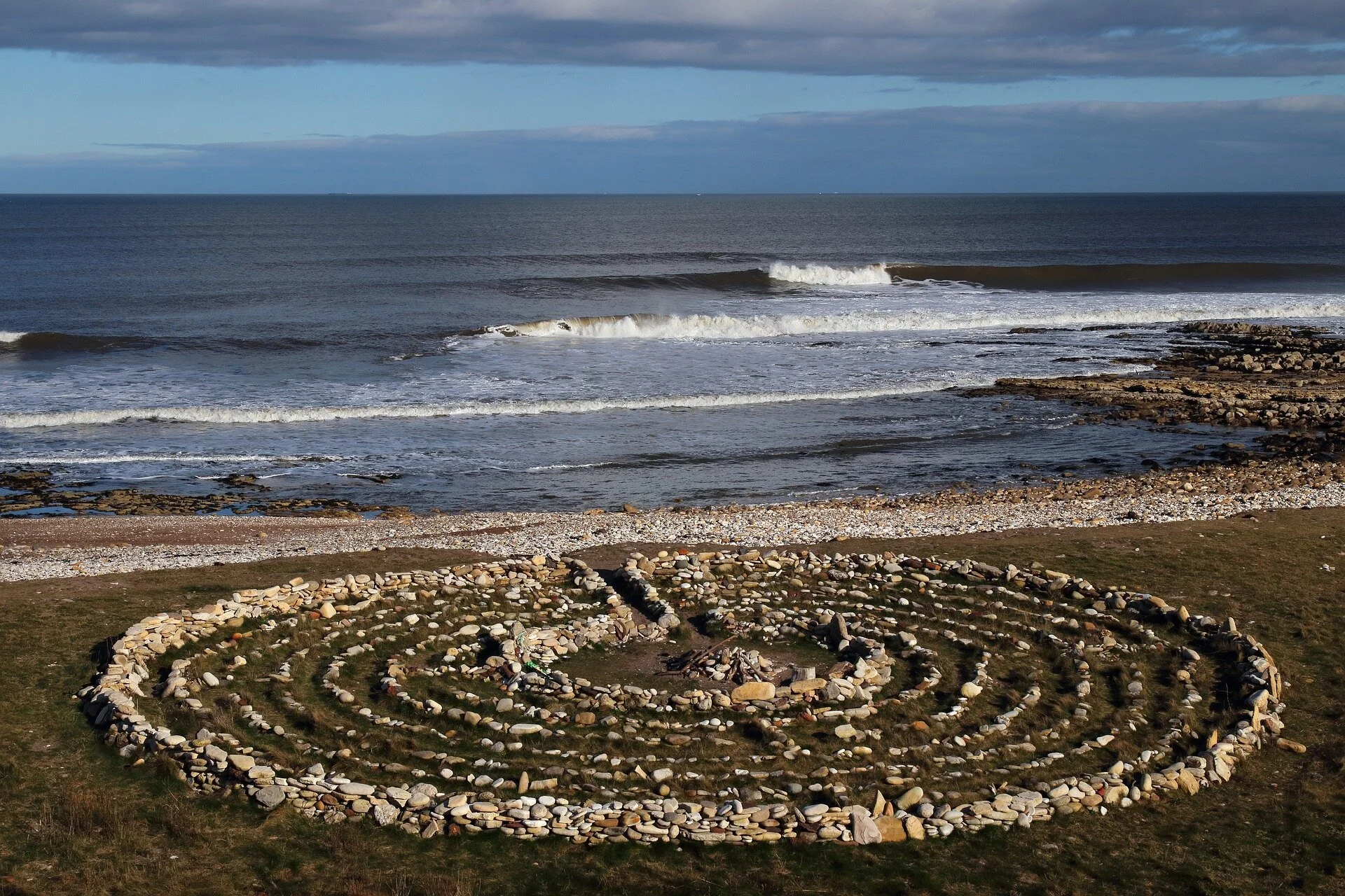 labyrinth pixabay.jpg