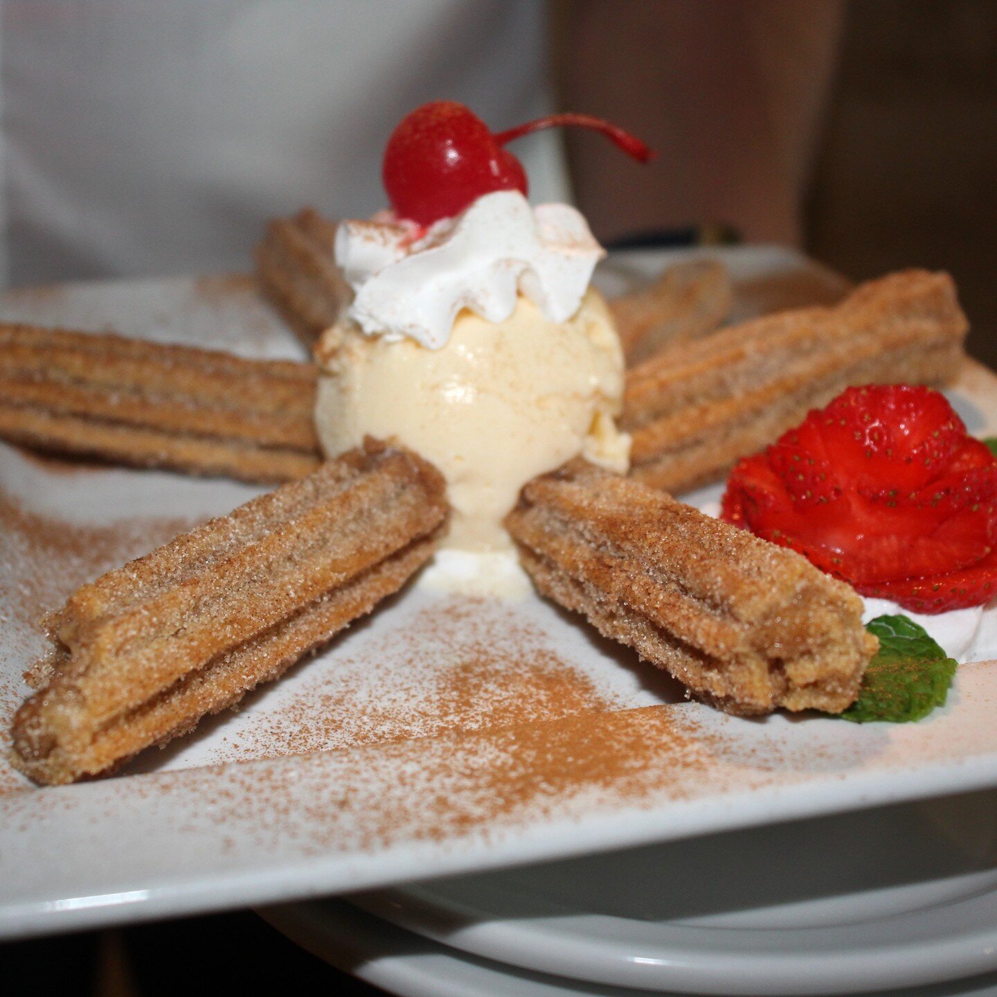 Indulge in a midweek treat with our irresistible churros! Our warm, crispy churros paired with vanilla ice cream is the perfect way to add a little sweetness to your Wednesday.