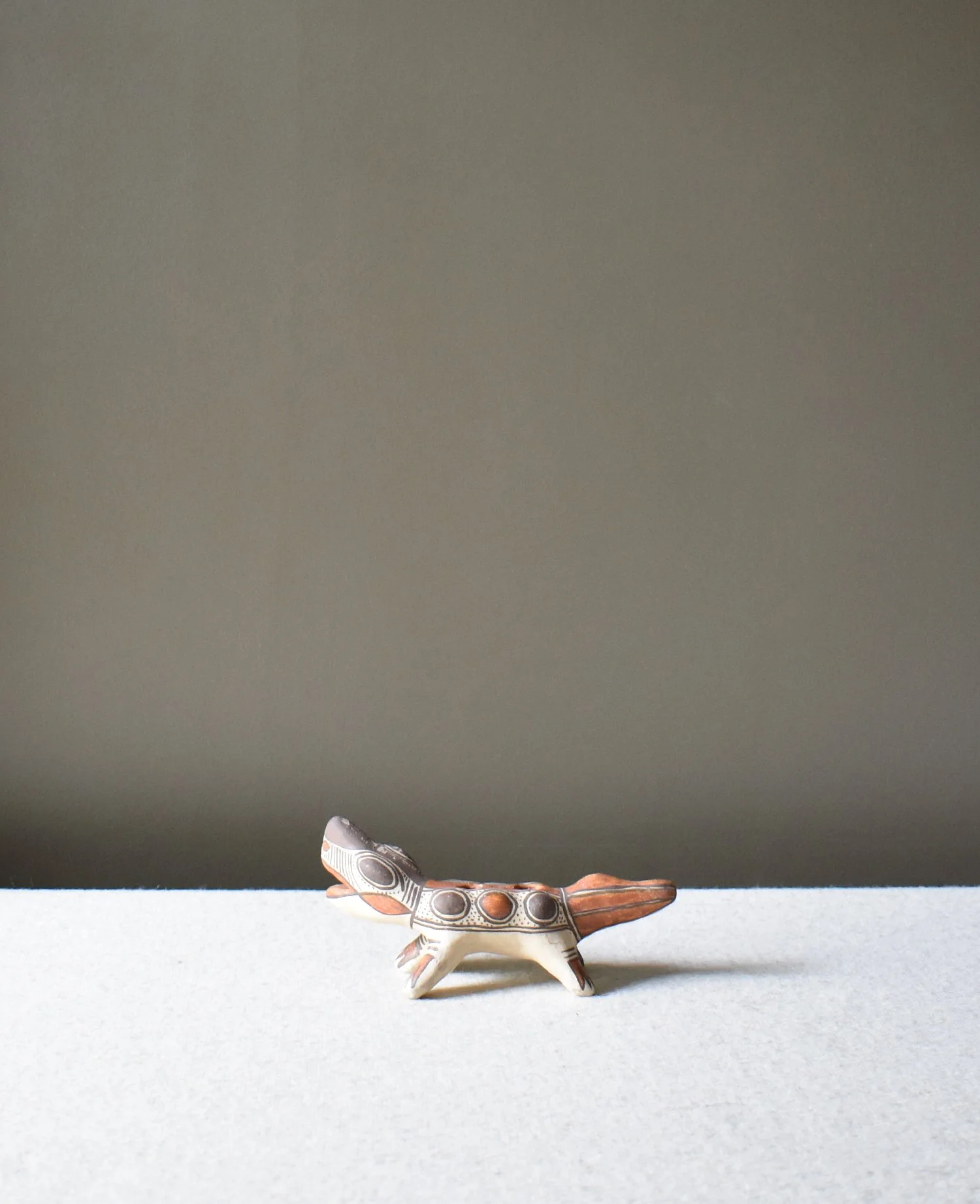 Native-Croc-Candle-Holder-2.jpg