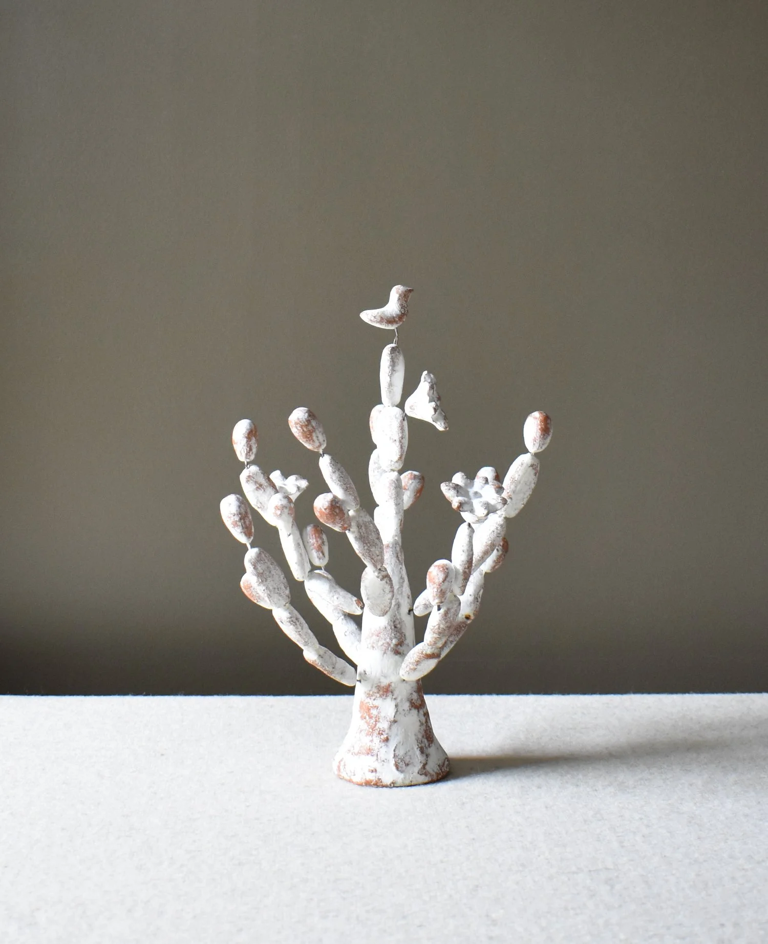 White-Cactus-2.jpg