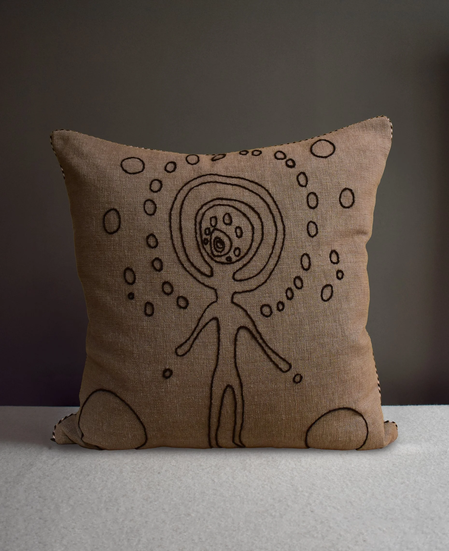 Alien-cushion-50x50.jpg