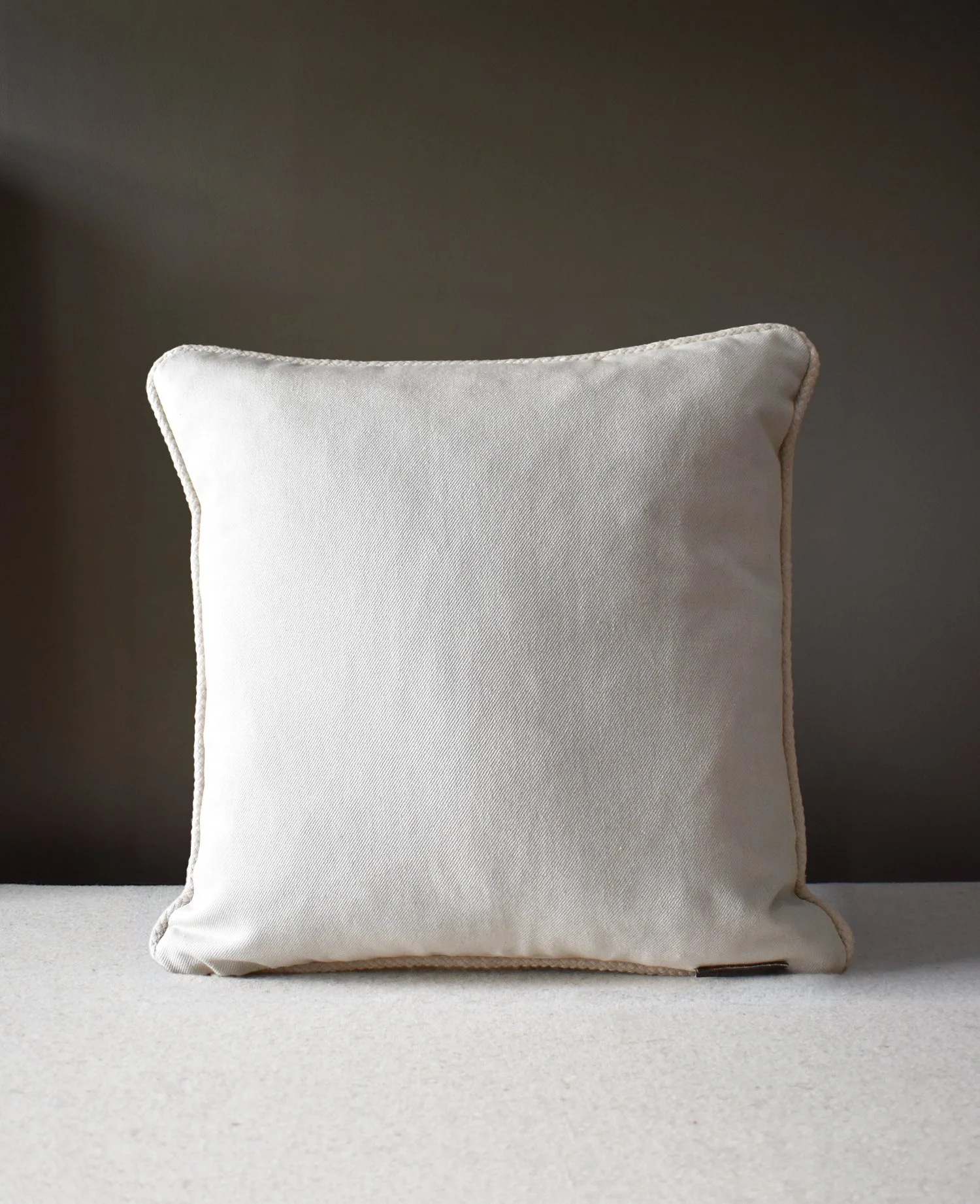 cushion-45x45-back.jpg