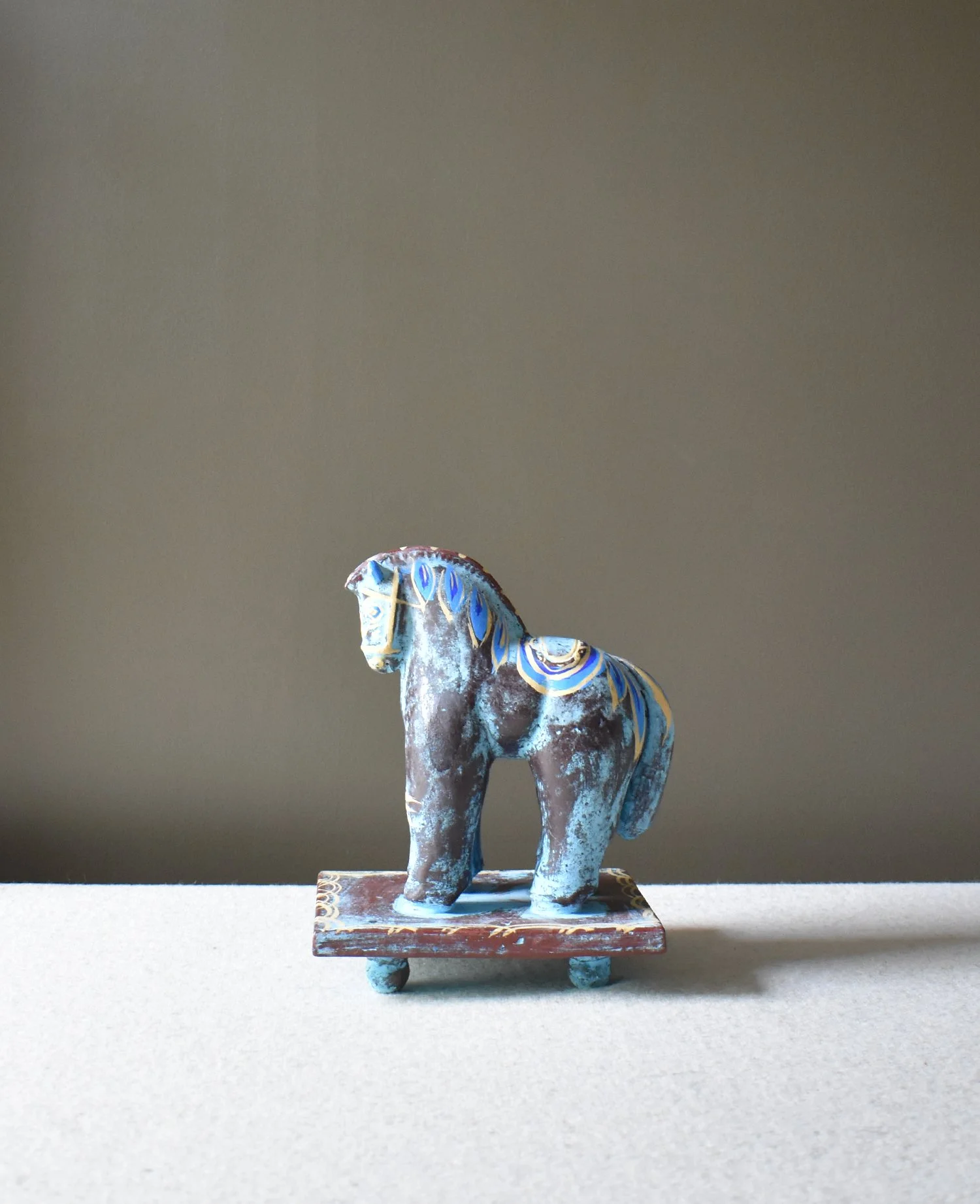 Ceramic-Horse-on-Stand-3.jpg