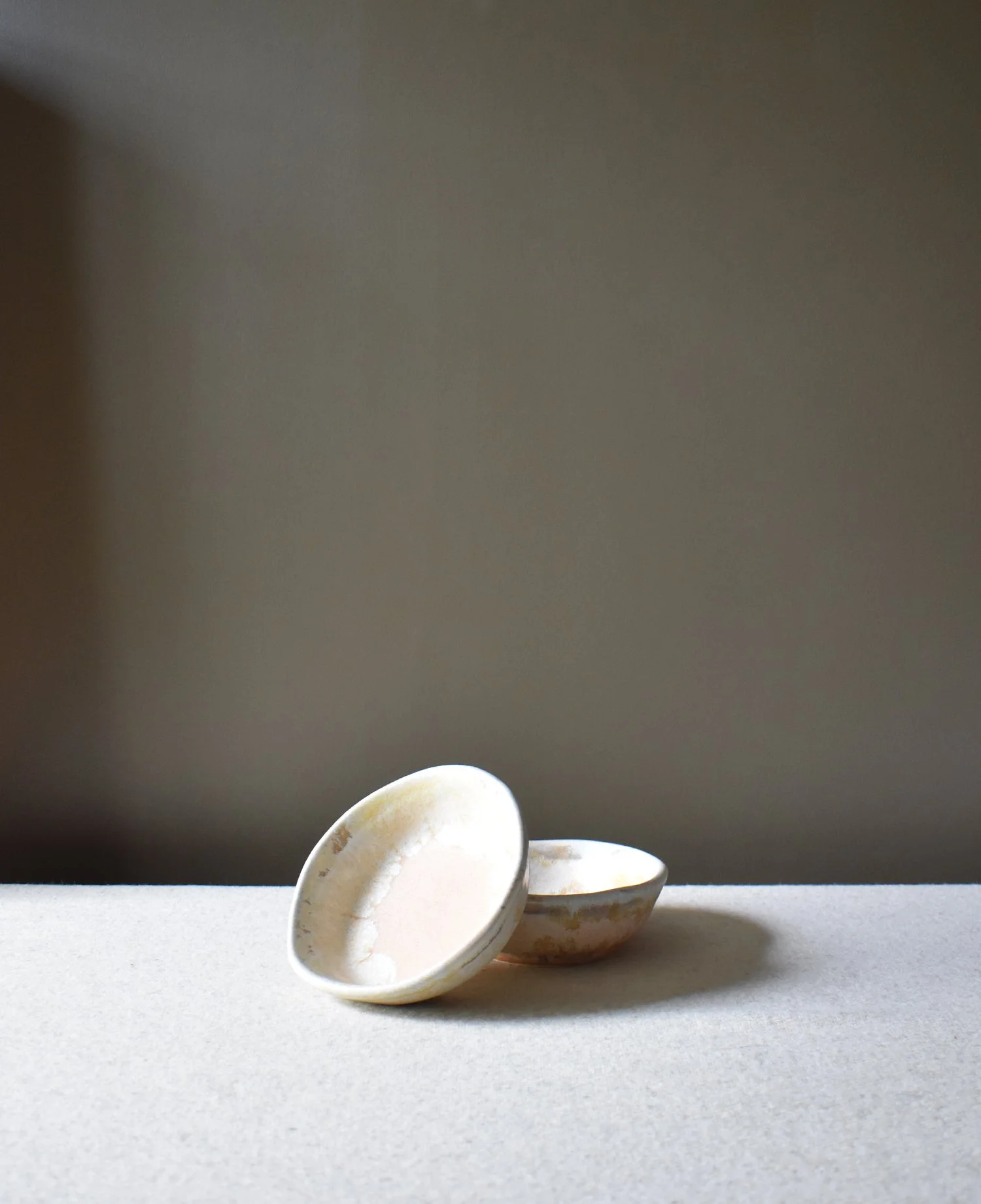 Beige-Jug-Bowl-1.jpg