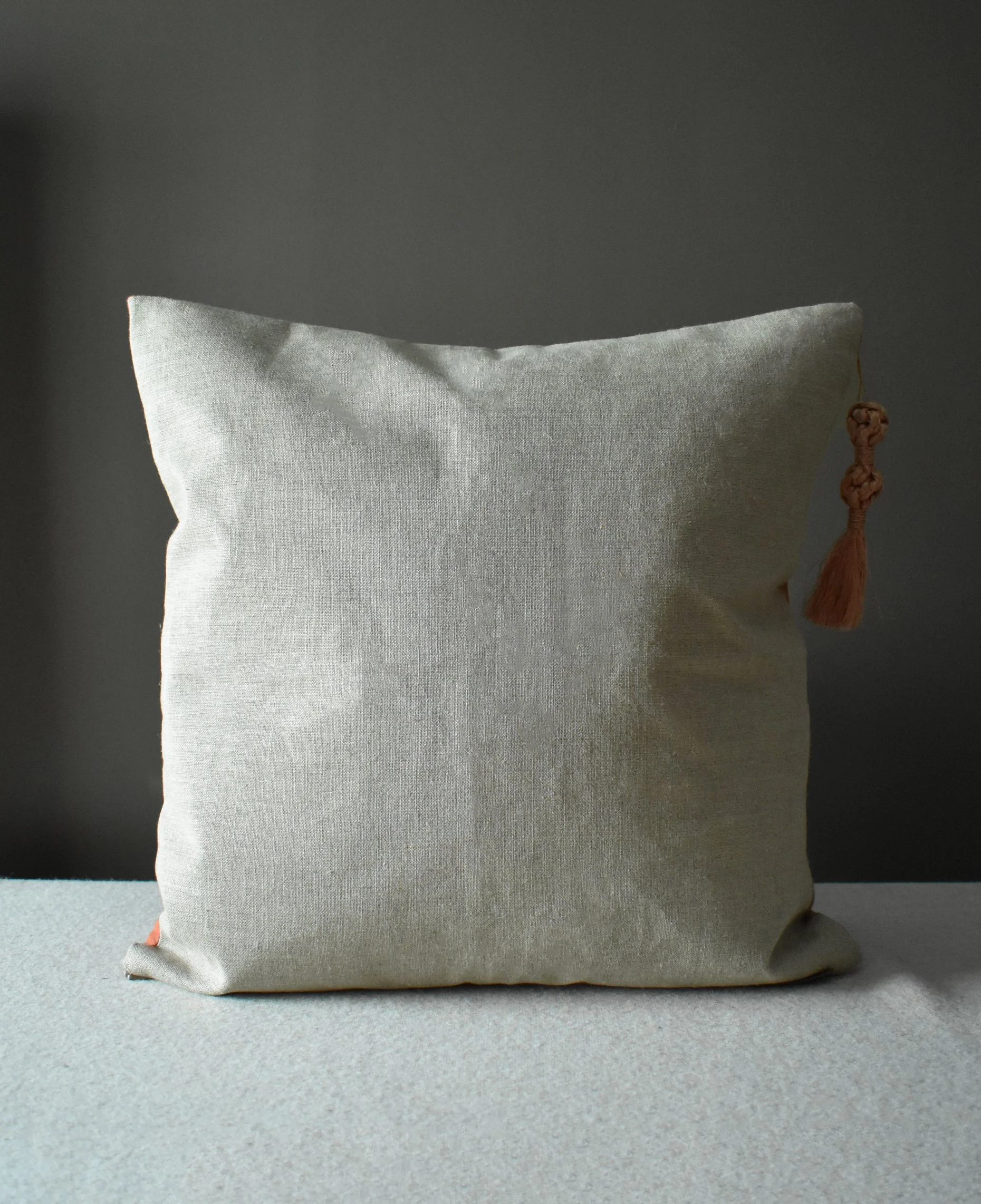 cushion-50x50-back-1.jpg