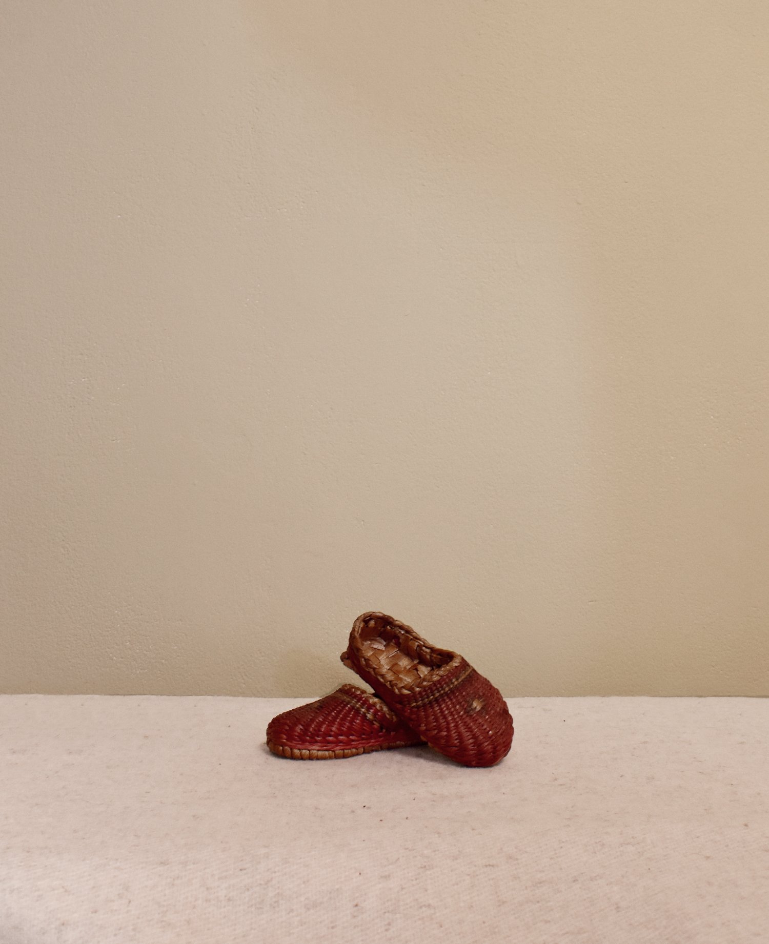 antique-shoes-2.jpg