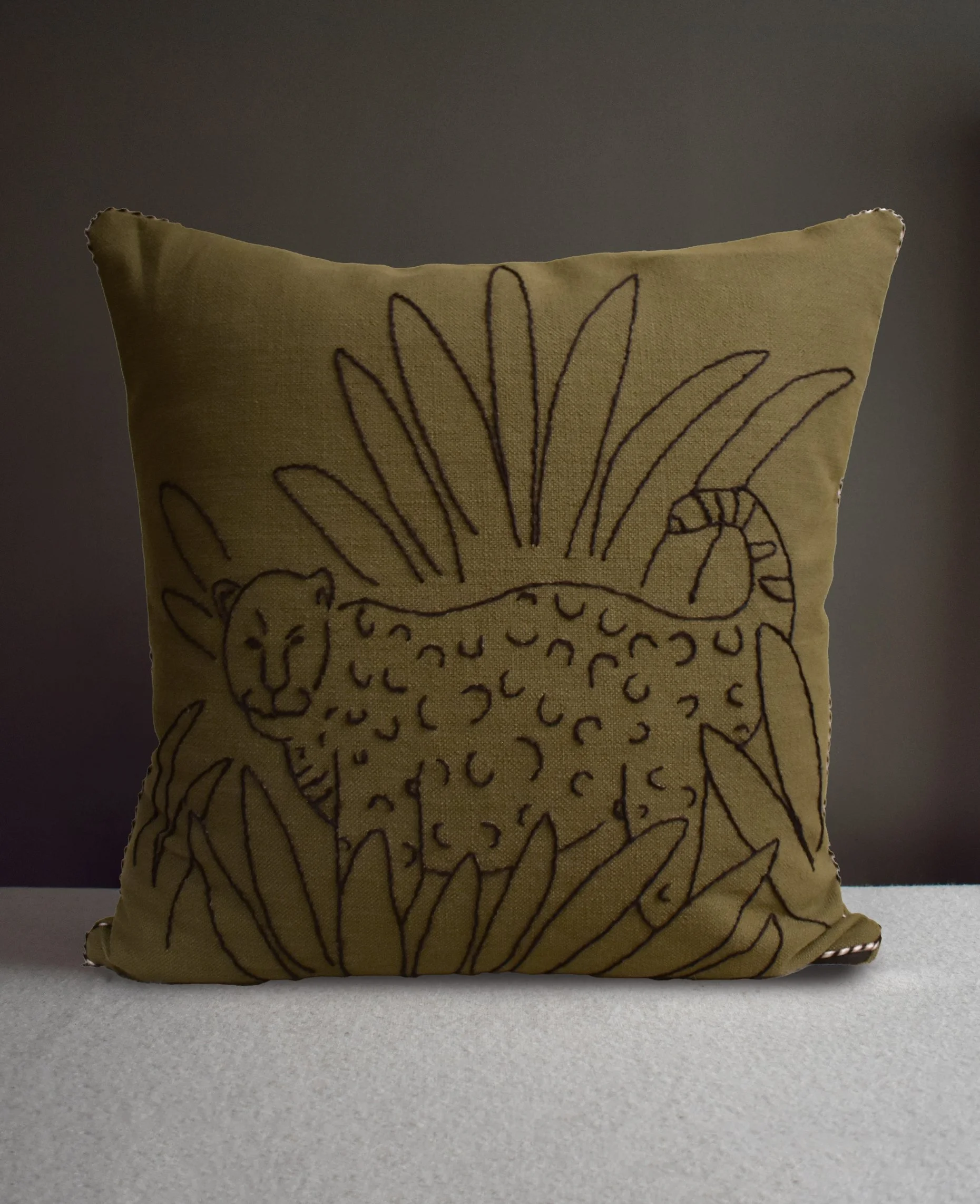 Jaguar, Cushion