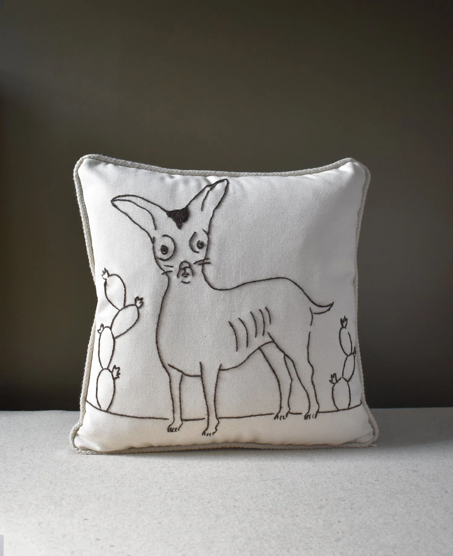 Chihuahua, Cushion