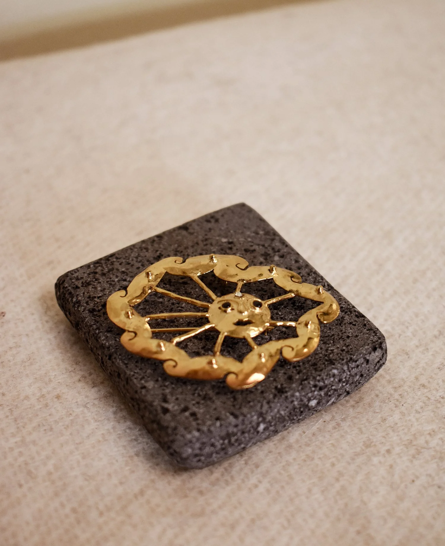 Sun Pendant Brooch