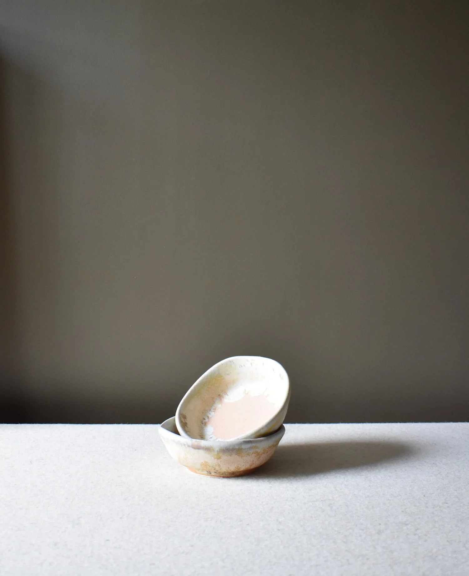 Beige-Jug-Bowl-4.jpg