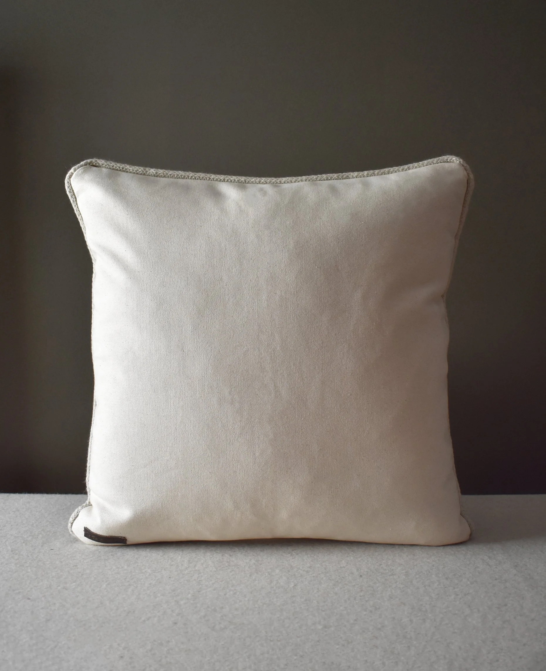 cushion-50x50-back-ecru.jpg