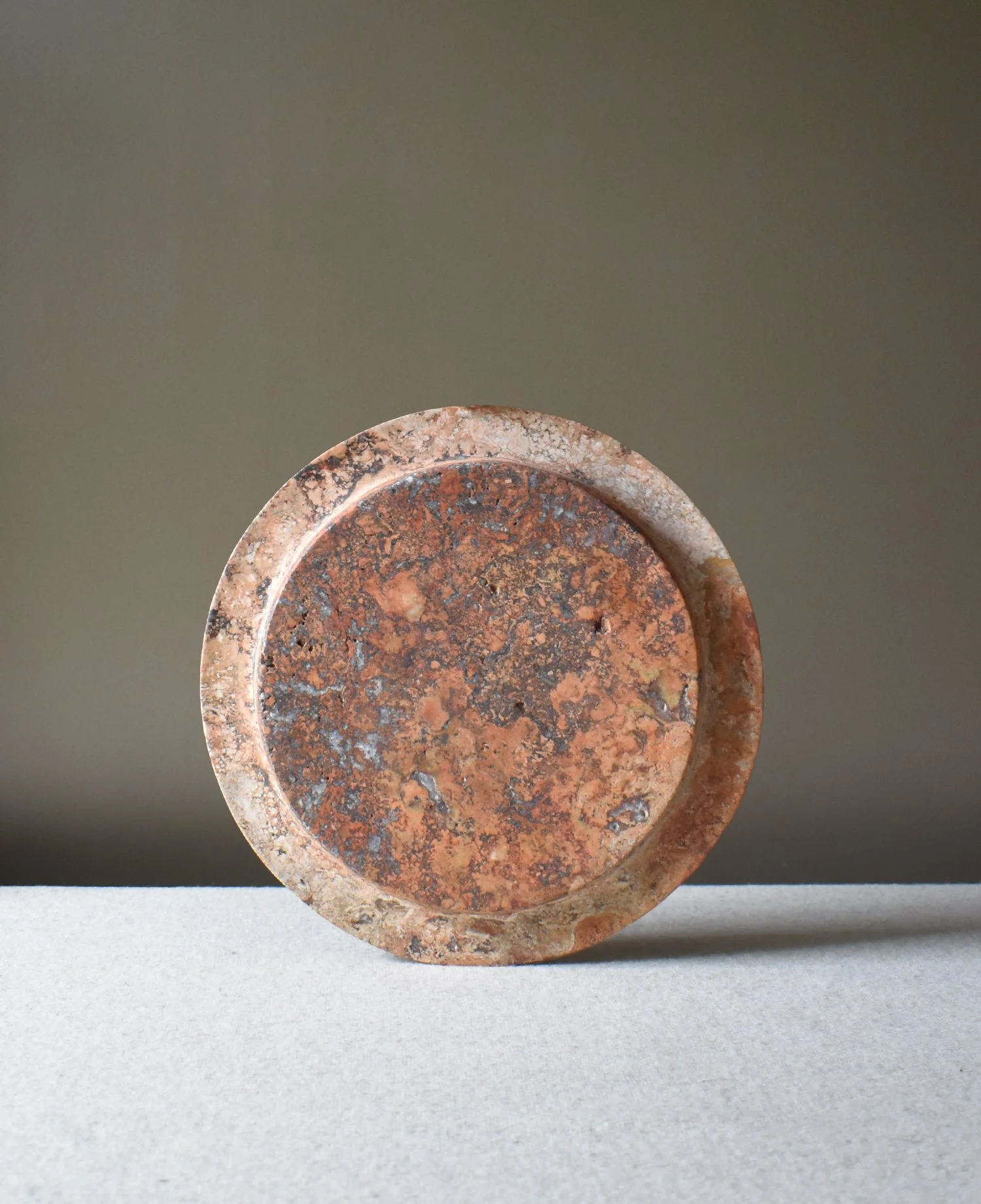 Onyx-Brown-Plate-1.jpg