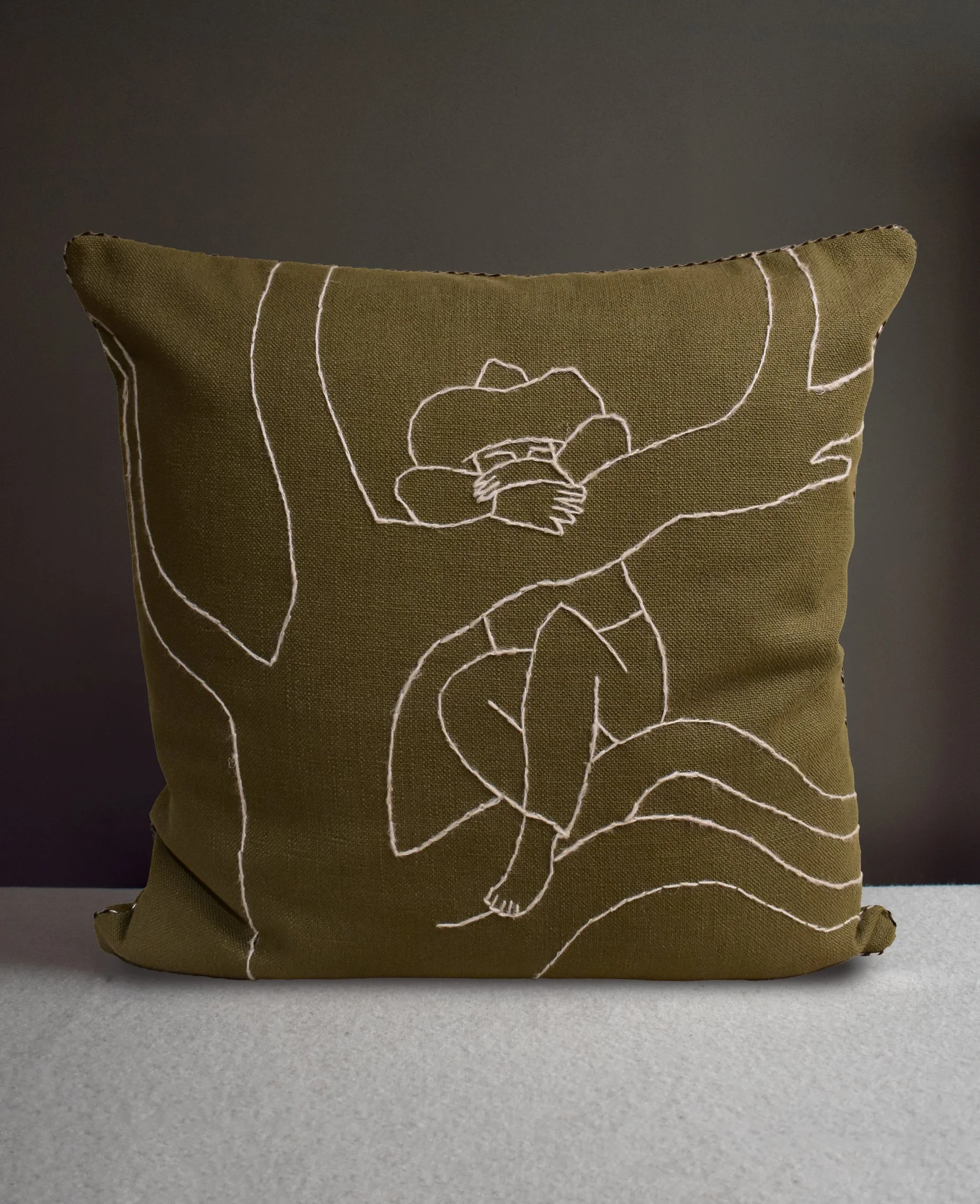 Hombre-cushion-50x50.jpg