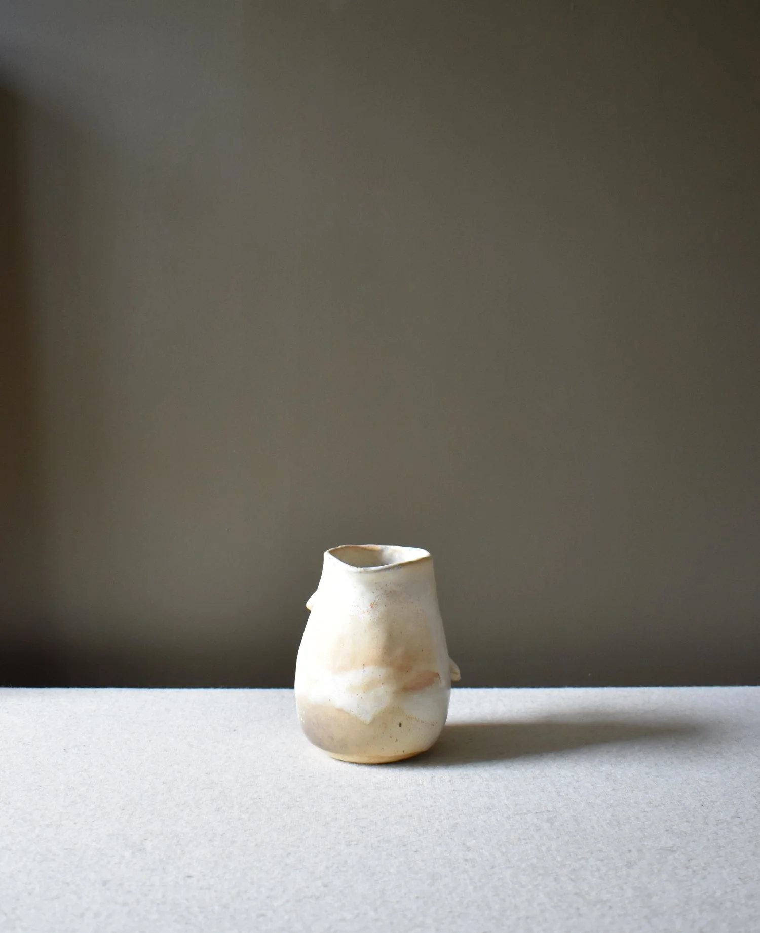 Beige-Jug-Bowl-8.jpg