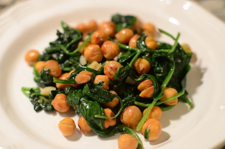 Garlic Sautéed Spinach with Roasted Garbanzo Beans