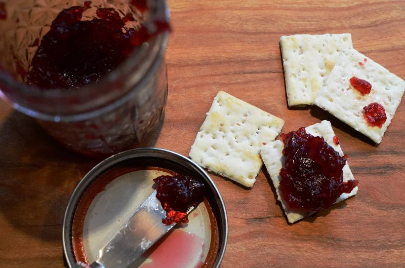 Easy Homemade Gifts: Cranberry Bourbon Freezer Jam