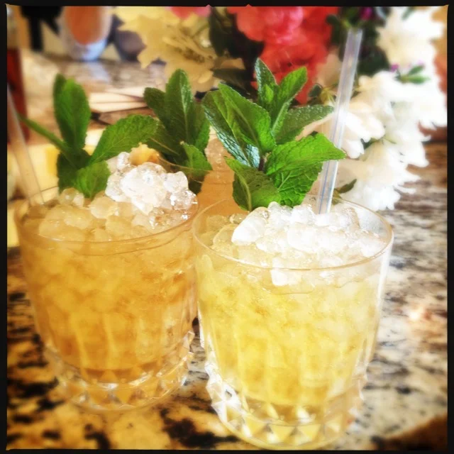 Kentucky Derby Recipes: Proper Mint Juleps and Mint Julep Bar
