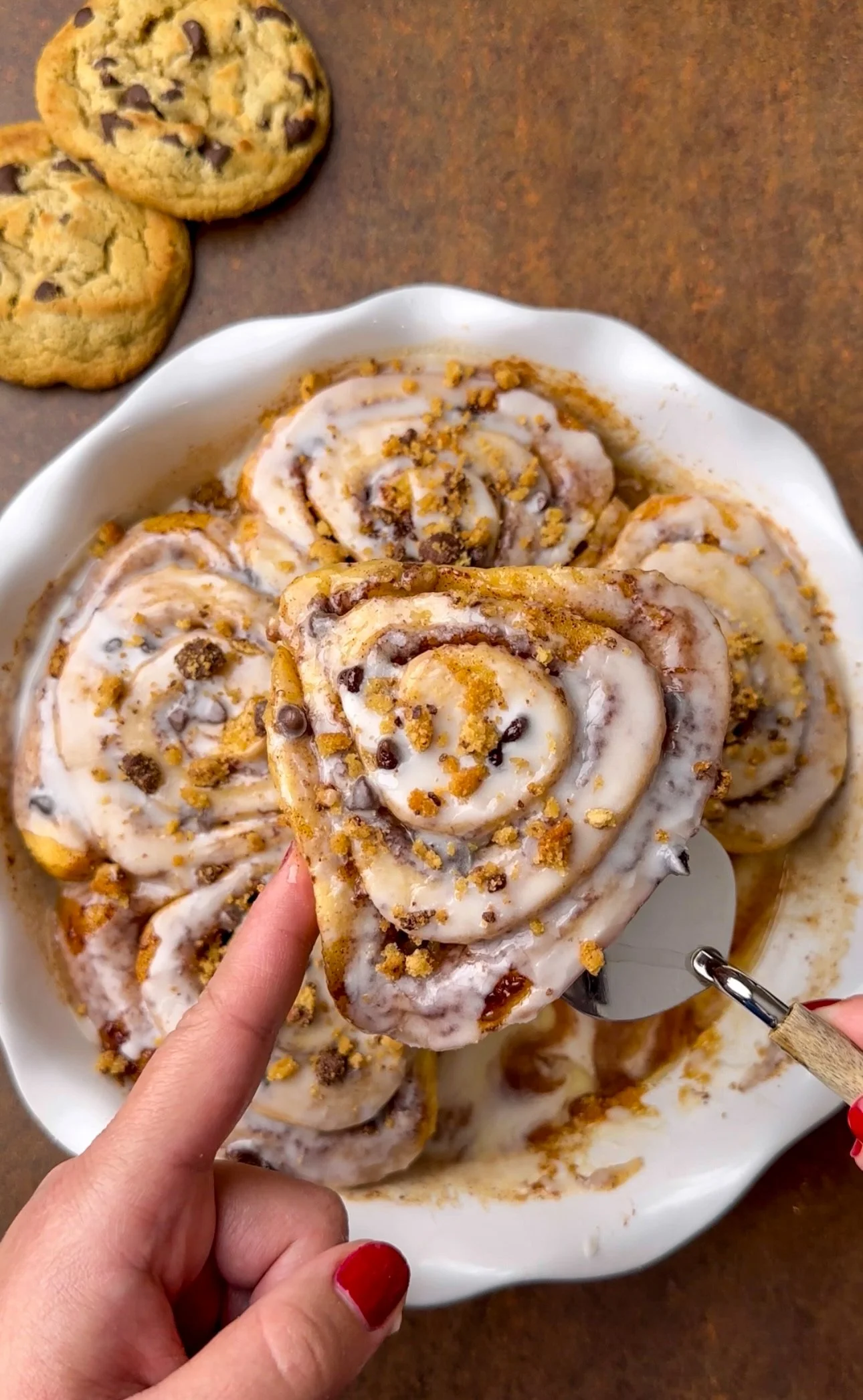 Chocolate Chip Cookie Cinnamon Rolls — SWEET MELI BAKERY