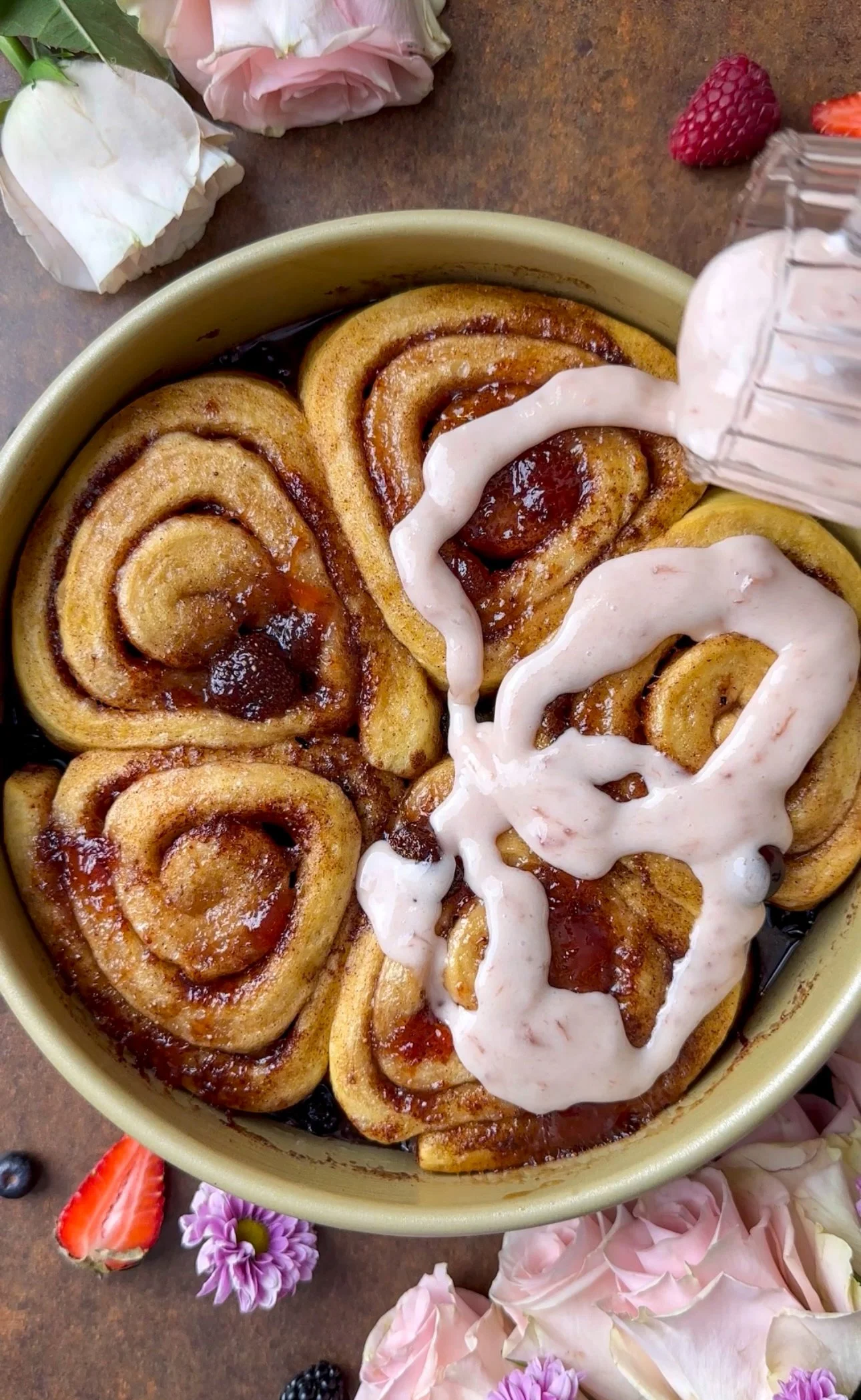 Bridgerton Cinnamon Rolls