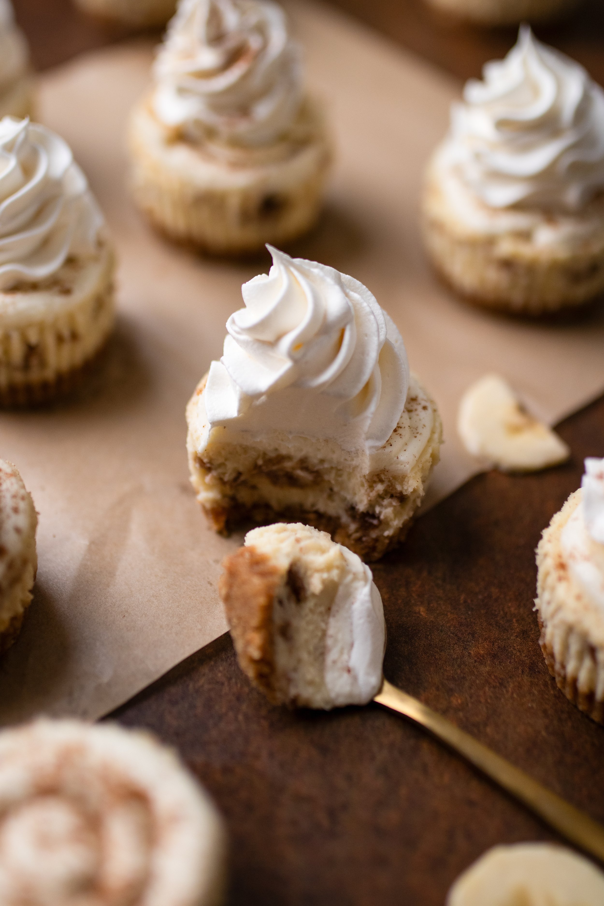 Banana Cinnamon Roll Cheesecakes
