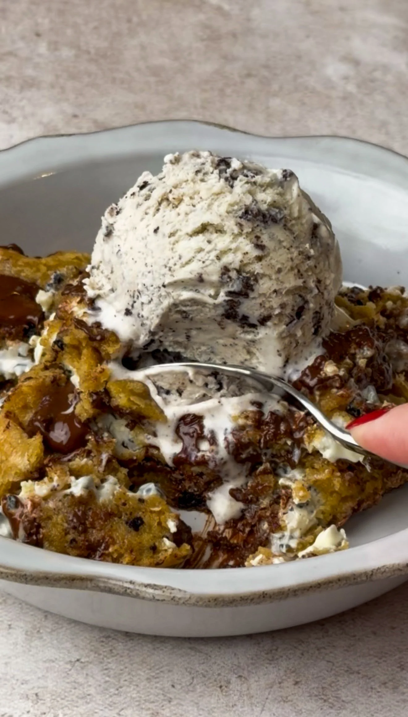 Cookies &amp; Cream Cookie Skillet 