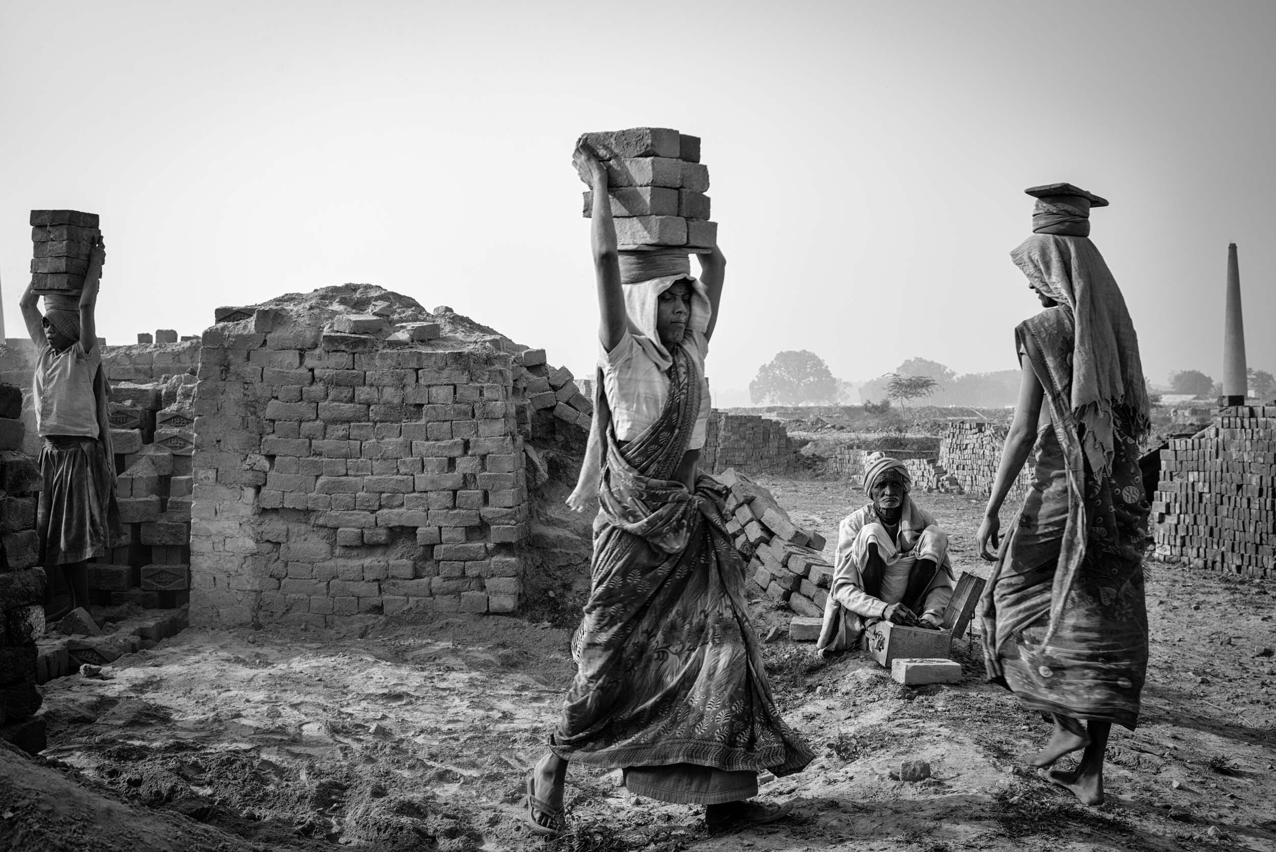 anja_bruehling_brick_workers-1.jpg